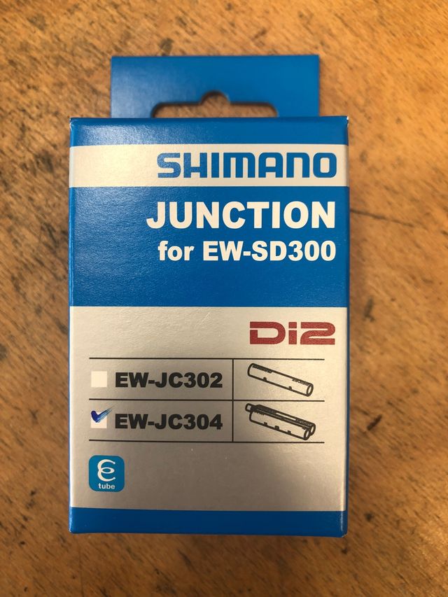 Shimano jc304 4 puertos 12v carretera