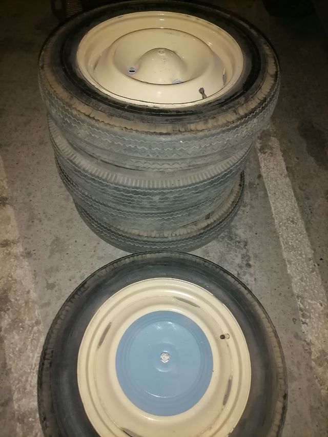 Ruedas citroen 2cv de segunda mano por 100 EUR en Palencia en WALLAPOP