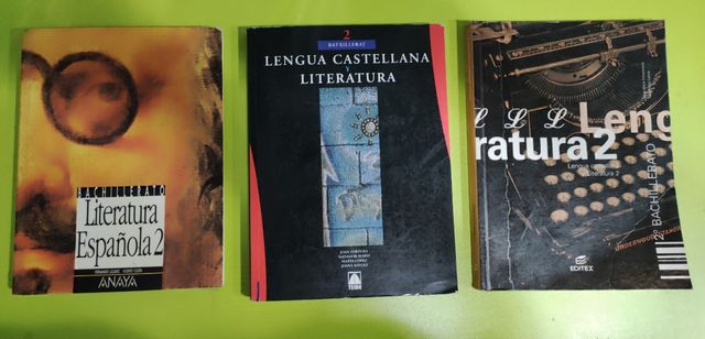 LLIBRES DE TEXT DE BATXILLERAT