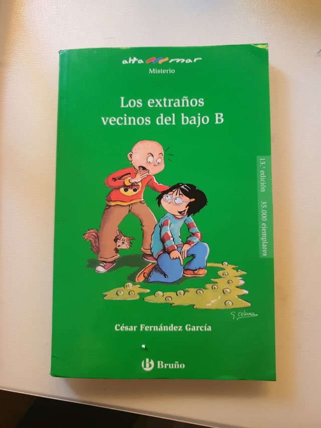 Los extraños vecinos del bajo B