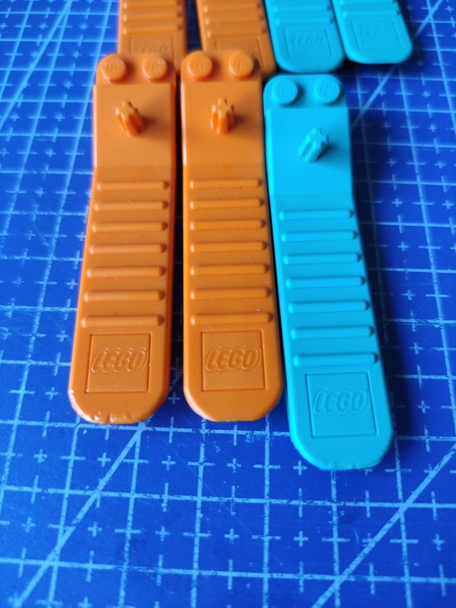 Separatore di mattoncini LEGO originale