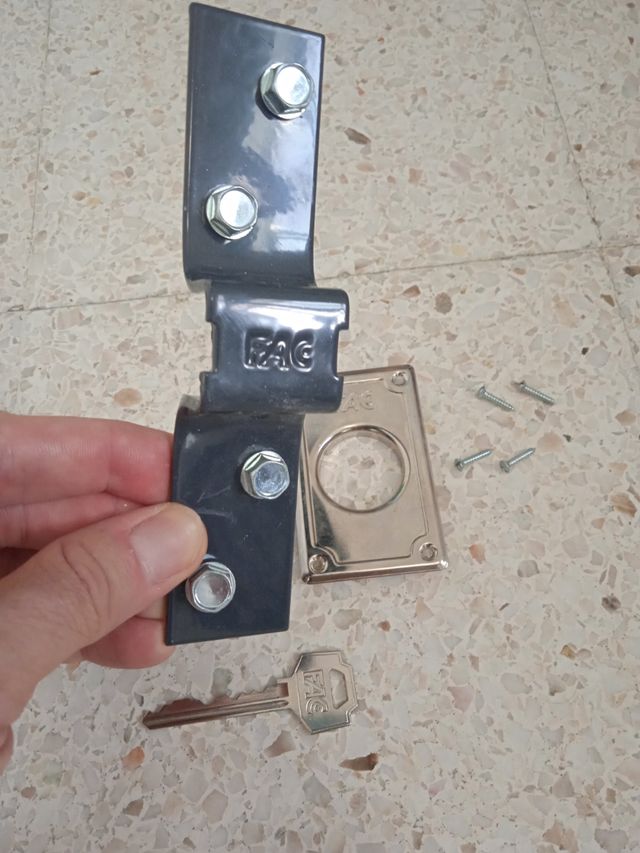 Cerrojo seguridad FAC