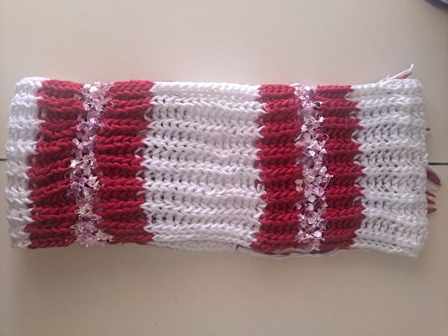 Bufanda. Nueva, sin estrenar. Marca no conocida.