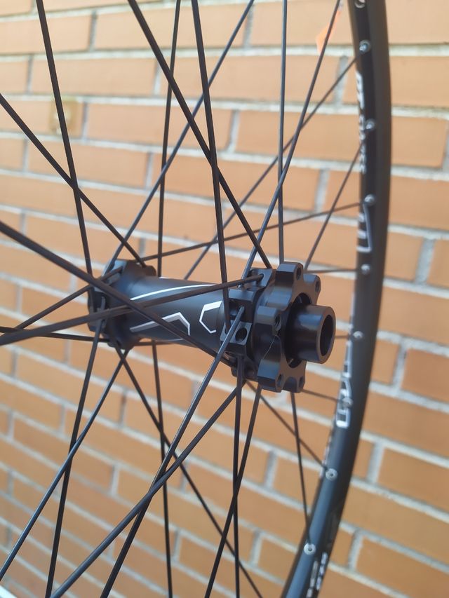 27,5" DT SWISS M1900 Spline 15x110mm BOOST.Llanta.