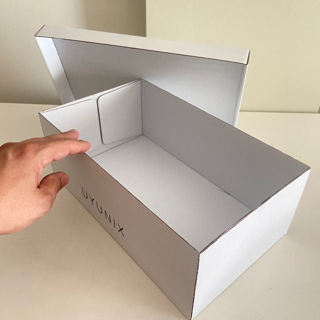 Caja blanca de zapatos  28x16x10 cm (LxAxh)