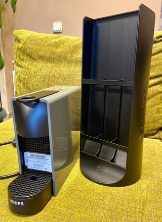 Cafetera Krups Nespresso Essenza Mini 