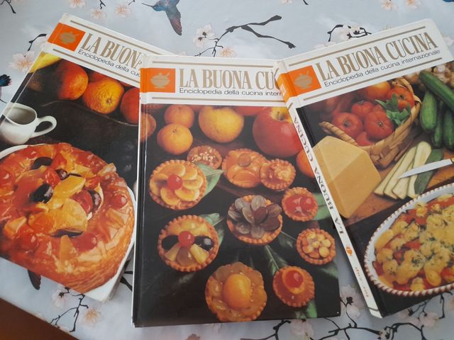 Enciclopedia " LA BUONA CUCINA "