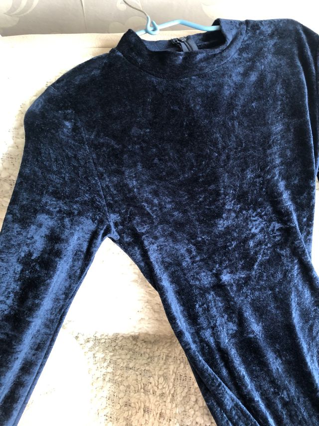 Vestido efecto terciopelo azul noche