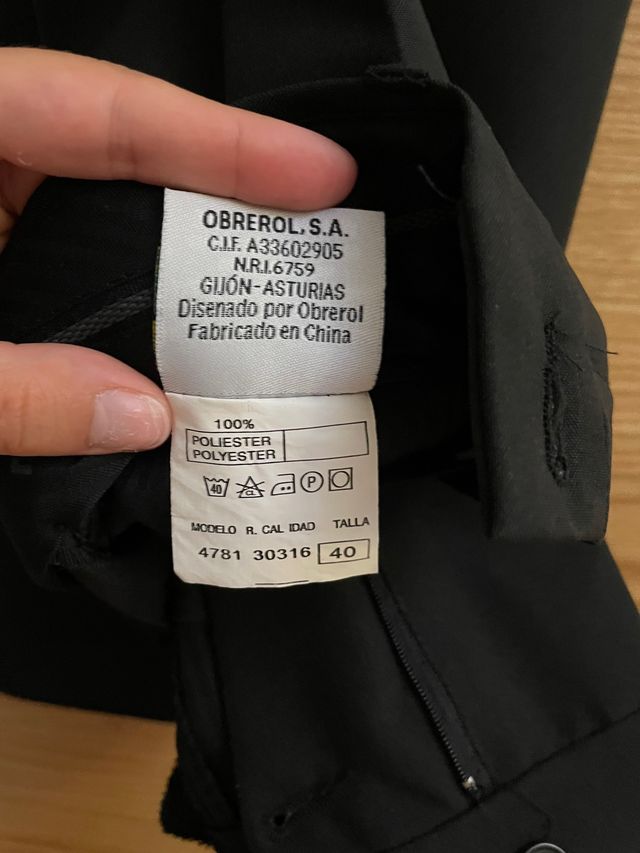 Chaleco y pantalón de hostelería