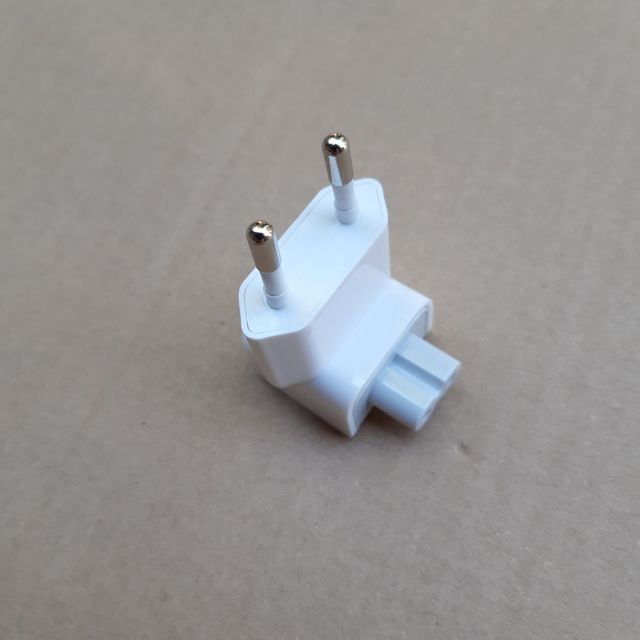 Adattatore Volex AP3D più sciarpa