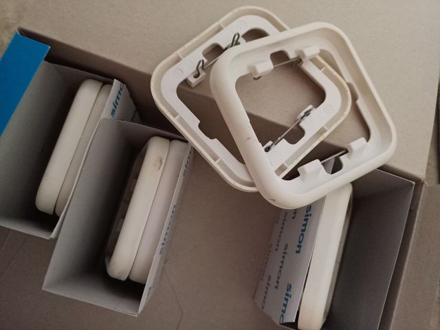 Embellecedores Simon Lote