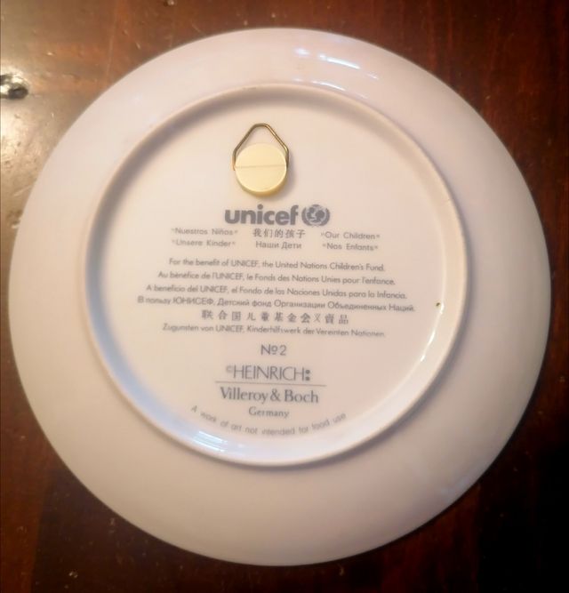 3 Piatti di cui 2 Unicef N.1 e N.2,Serie “I nostri