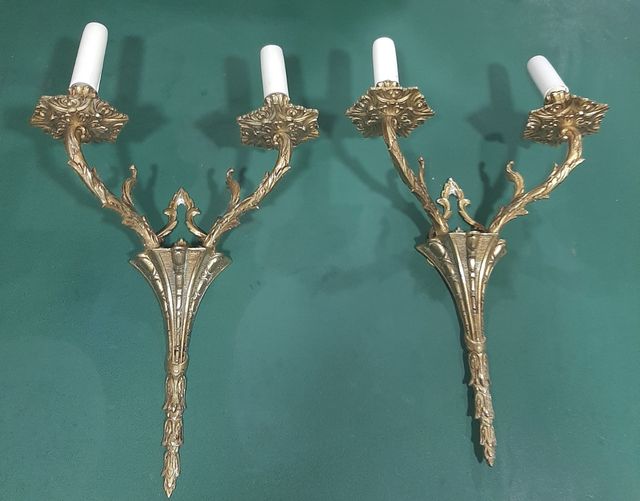Apliques de pared antiguos de latón de segunda mano por 25 EUR en