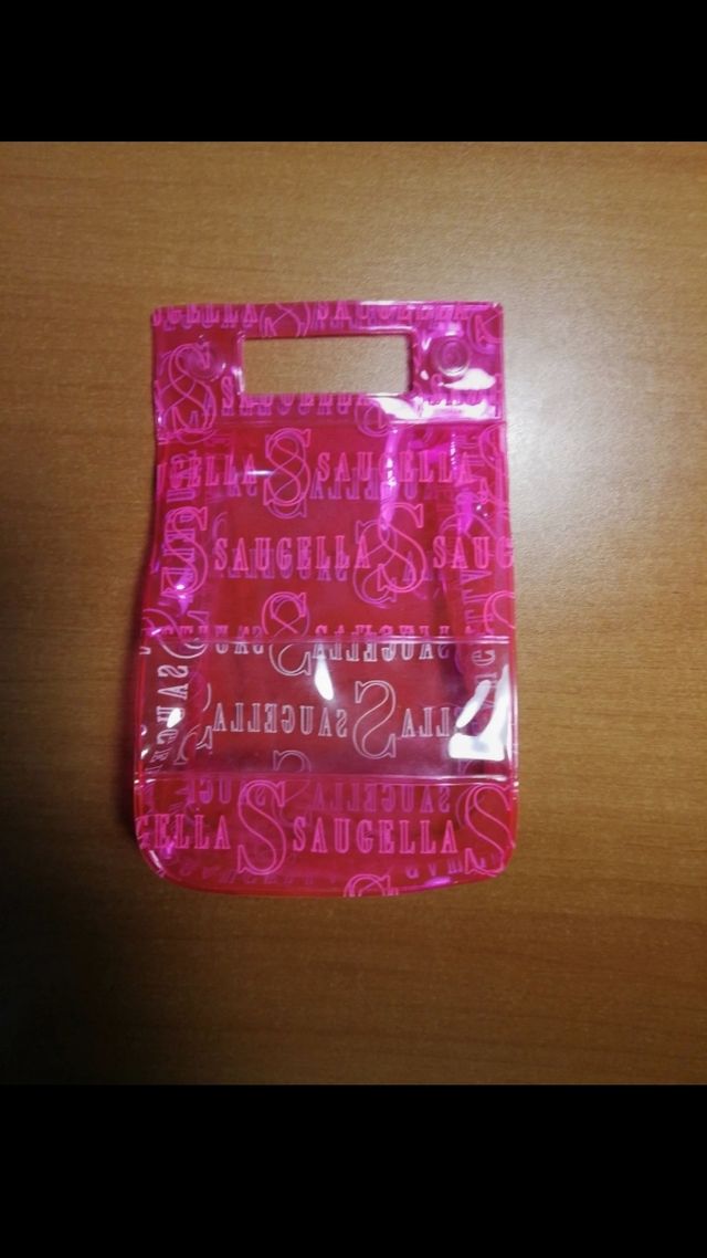 Borsettina comoda Saugella