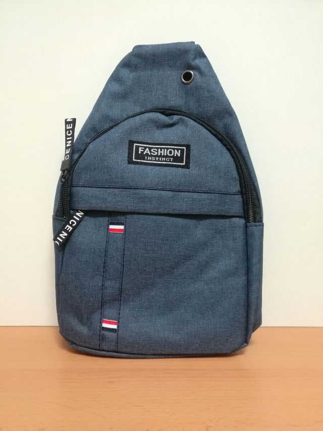 BOLSO DE PECHO TIPO BANDOLERA (NUEVO)