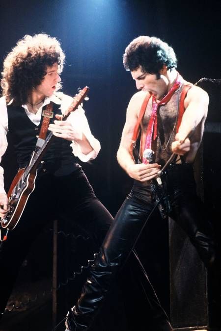 Pua de guitarra de Brian May - Queen