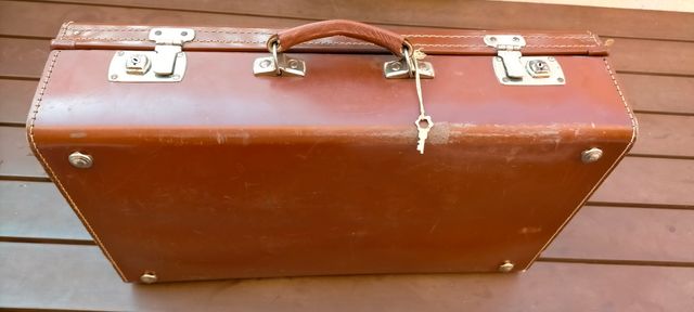 Maletín piel atache  vintage