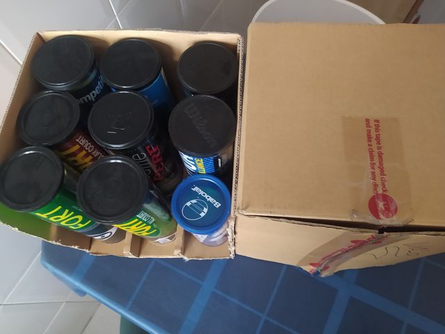 Pelotas de tenis (4 botes) / Pelotas de golf (40)