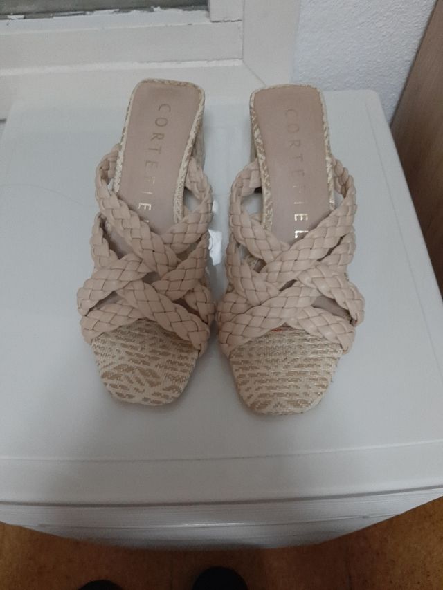 Sandalias Corte Fiel