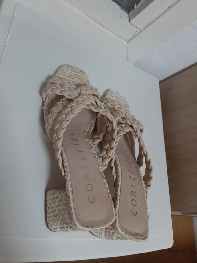 Sandalias Corte Fiel