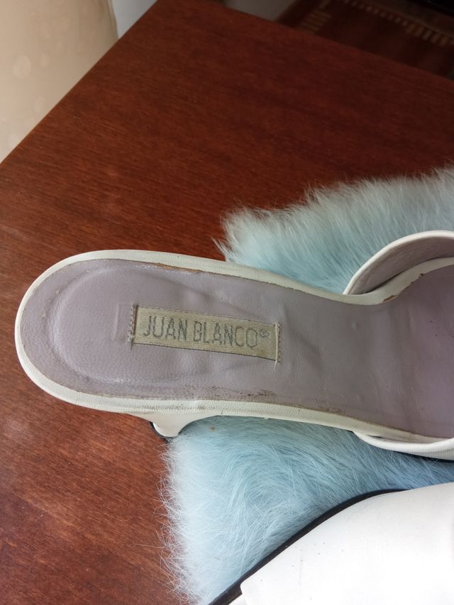 Sandalias Juan blanco, n° 38. Puestas una sola vez