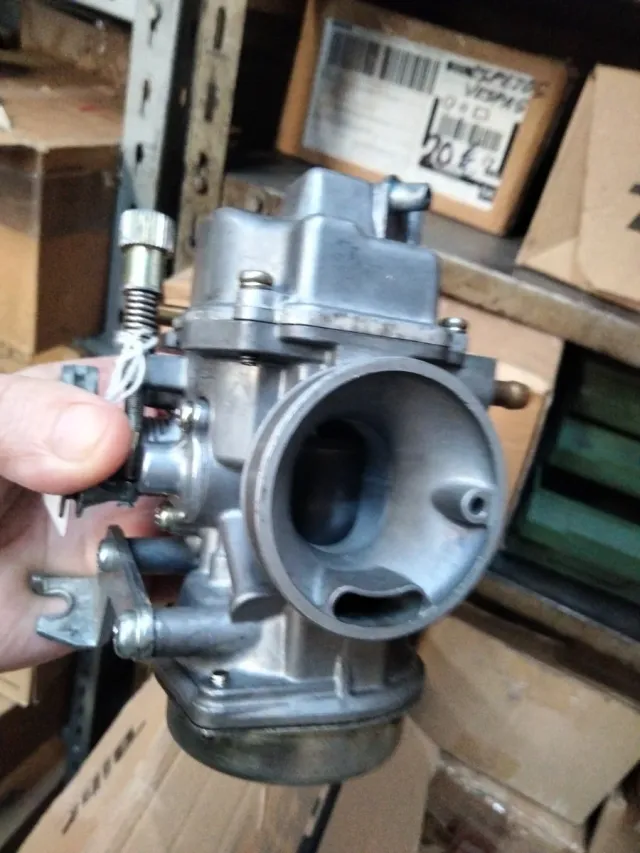 siniestro honda cbr125r/05