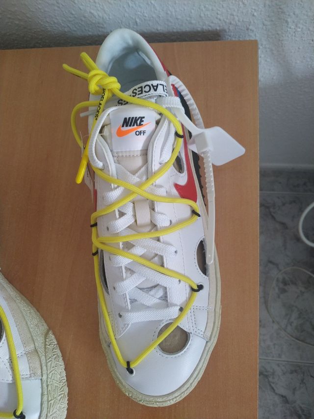 Nike blazer low'77 x off-white university red