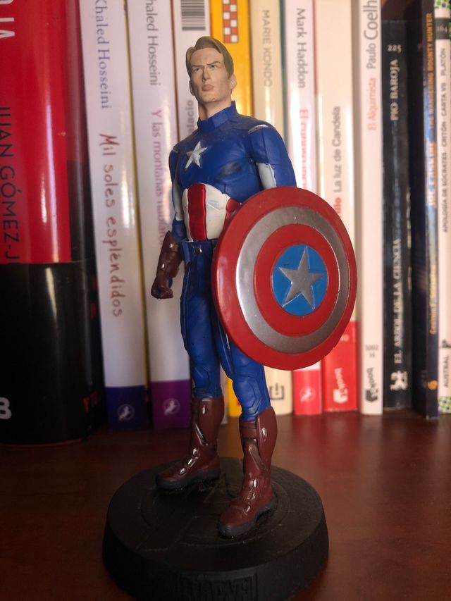 Figura in resina Capitan America