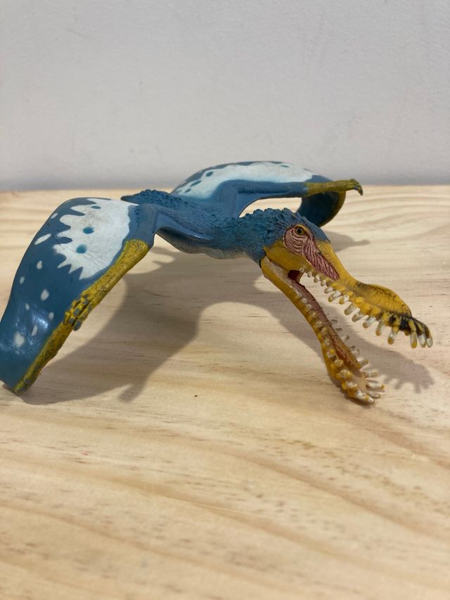 4 dinosaurios realistas de juguete