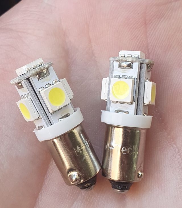 Bombillas con casquillo tipo LED