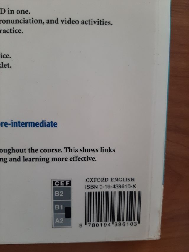 New English File Pre-intermediate Student's Book