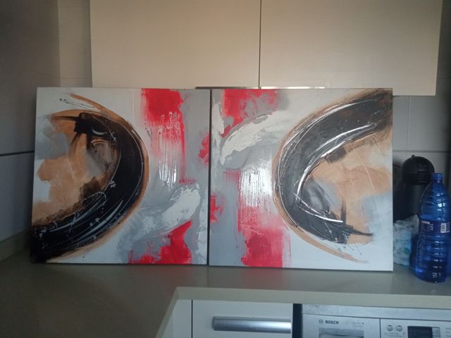 dos cuadros modernos