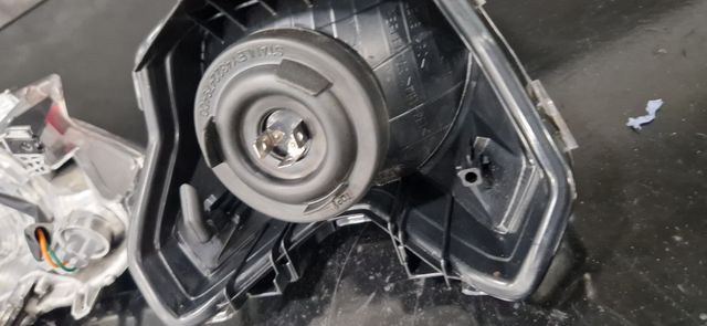 Honda Visión 110 Faro delantero y Trasero