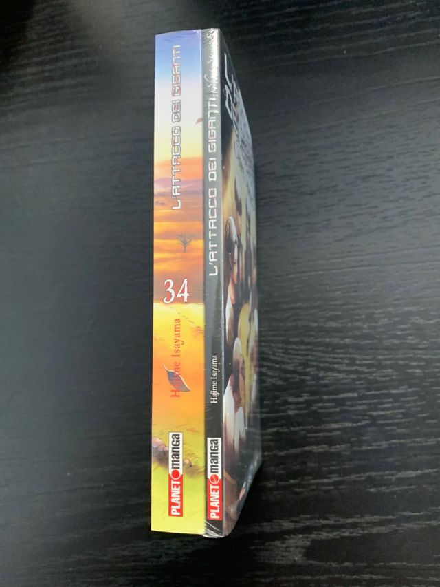 Attack On Titan 34 + Short Stories 5