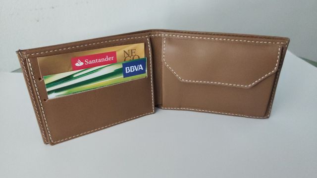 CARTERA DE PIEL DE REGULARES