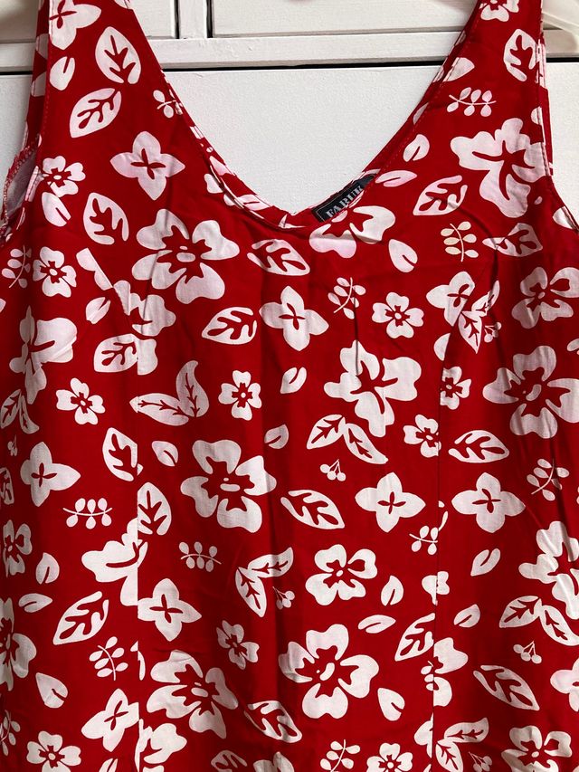 Vestido surfero. Perfil solidario