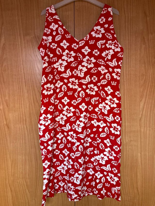 Vestido surfero. Perfil solidario