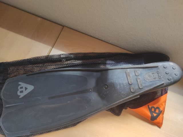 Aletas para natación boomerang