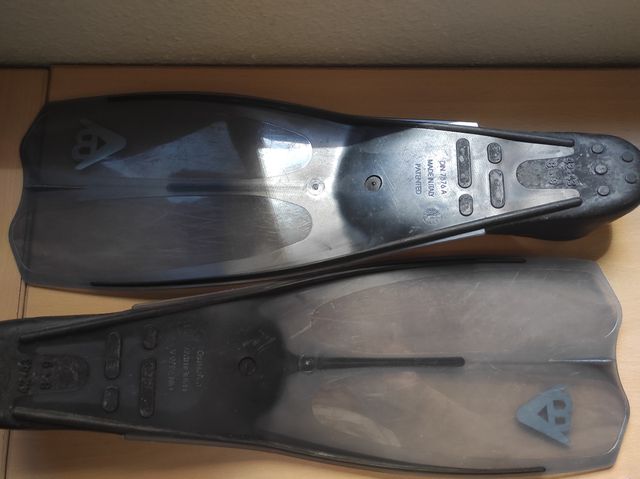 Aletas para natación boomerang