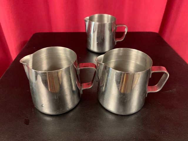 6 JARRAS DE LECHE EN ACERO INOXIDABLE 300 ML