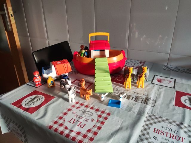 Il camion Ark+ di Noel 123 Playmobil