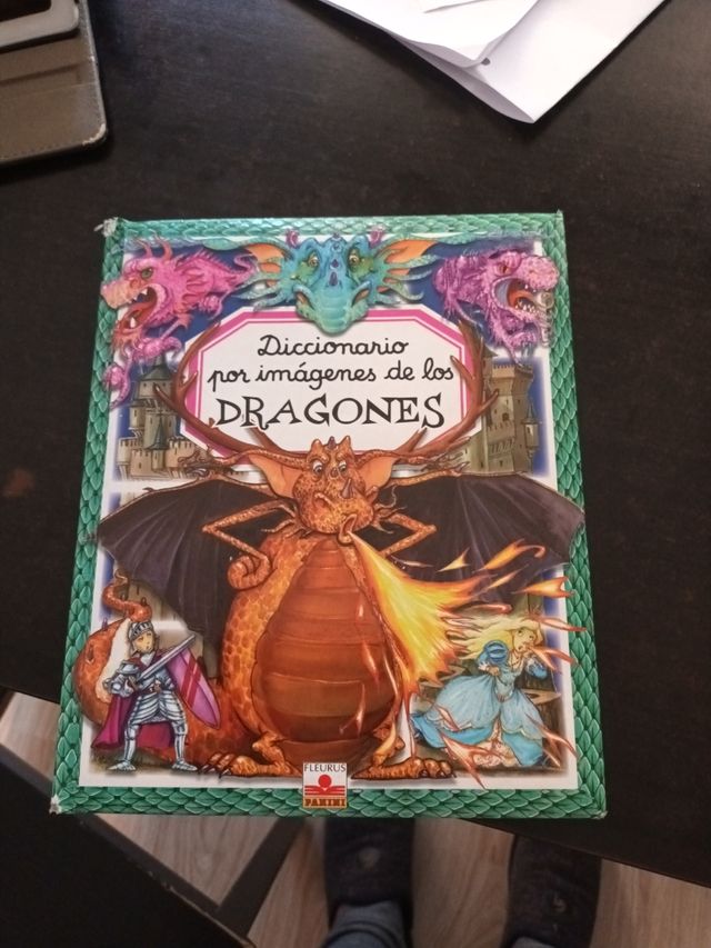 LIBRO DE LOS DRAGONES 📖 📕 de 🐉