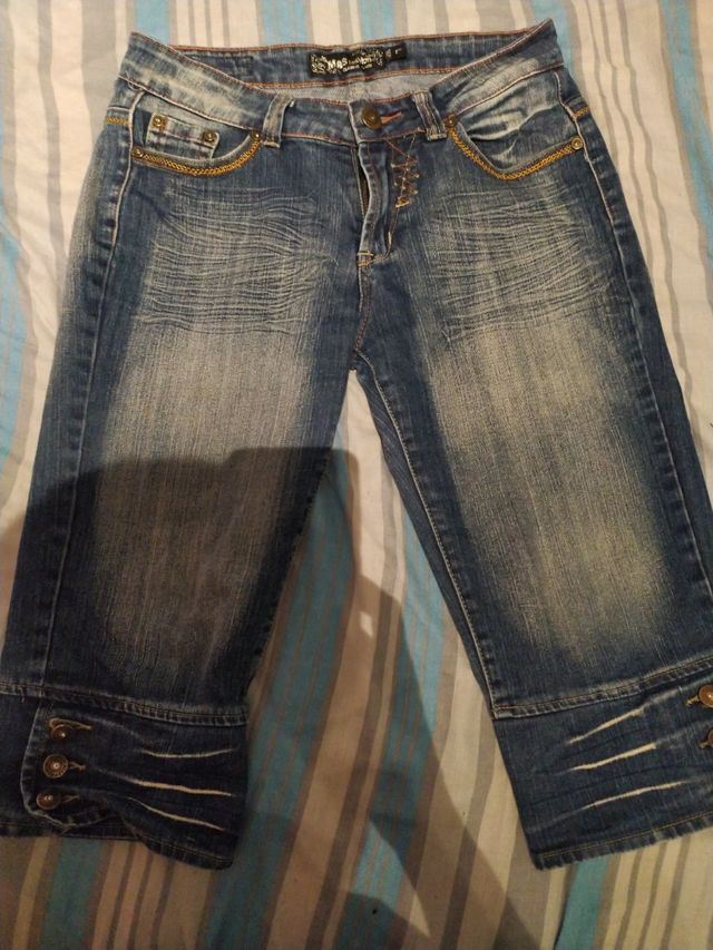 Pantalón tejano de mujer