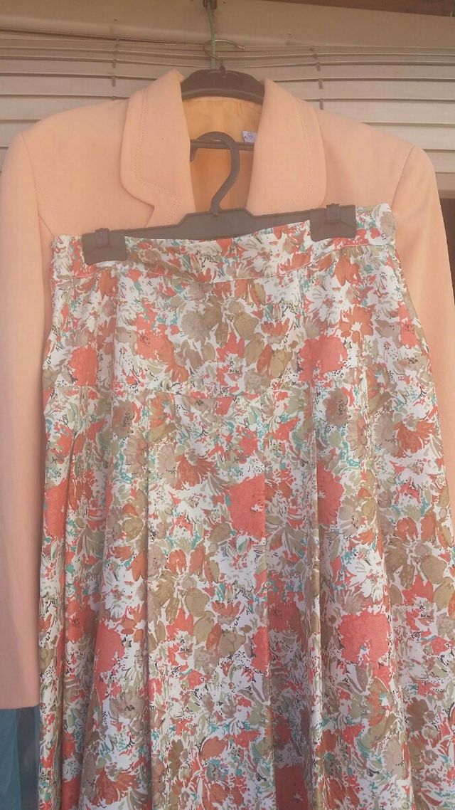 Falda y Chaqueta -primavera-verano.