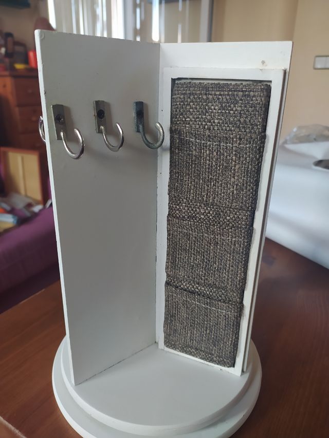 COLGADOR LLAVES Y OBJETOS