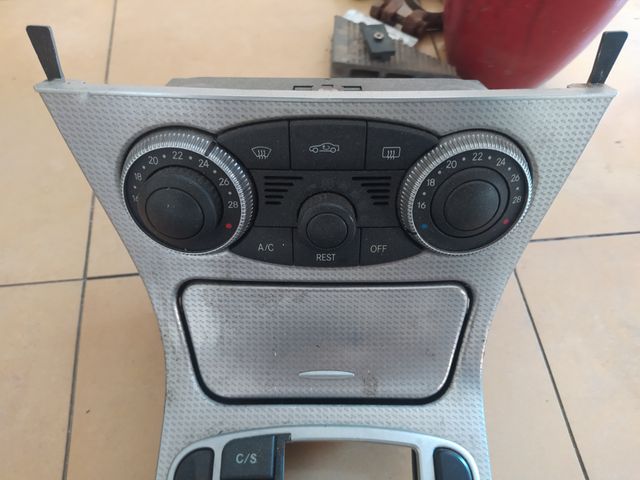 PANEL DE CONTROL CLIMA MB 2308300485