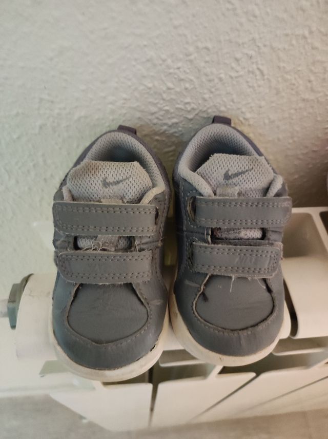 zapatillas bebe con suela