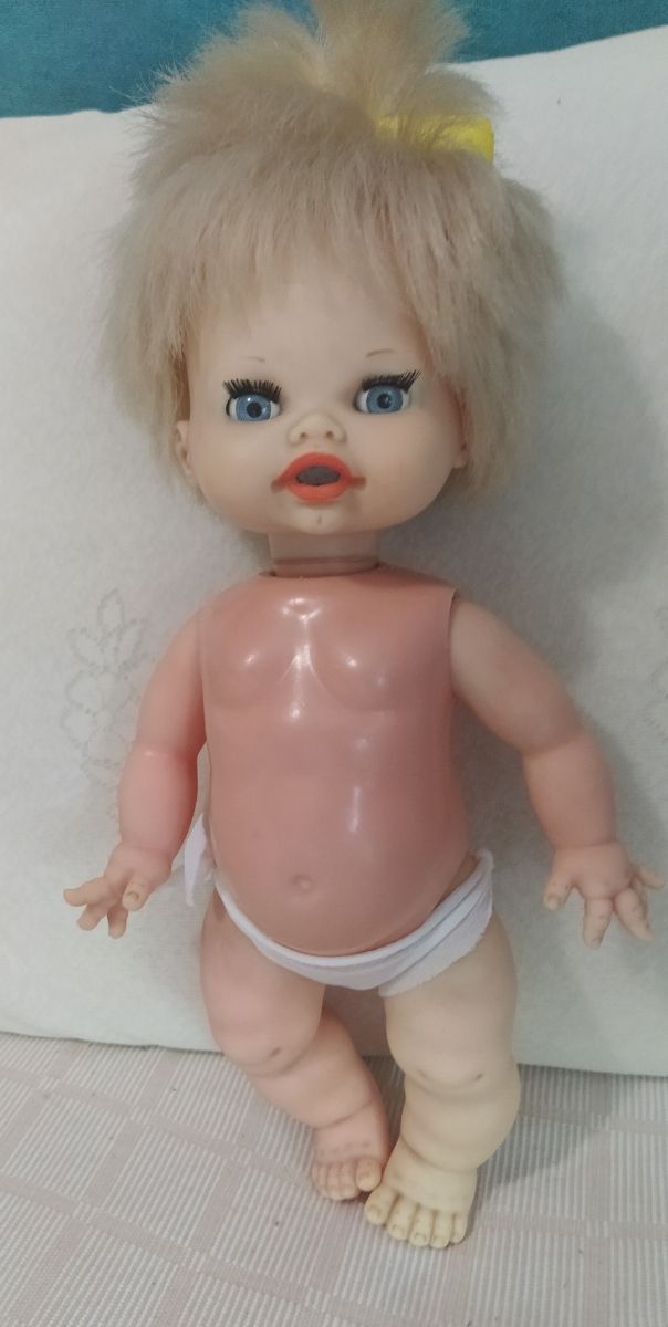 Muñeca tábata vicma años 60