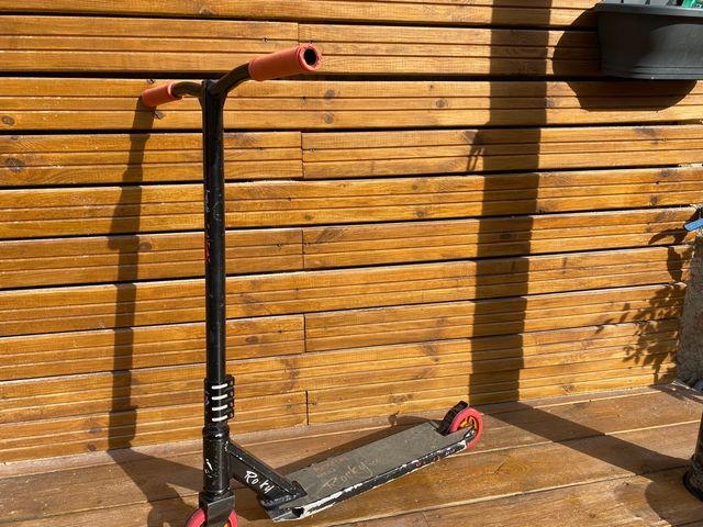 Scooter Freestyle Bestial Wolf Rocky R6