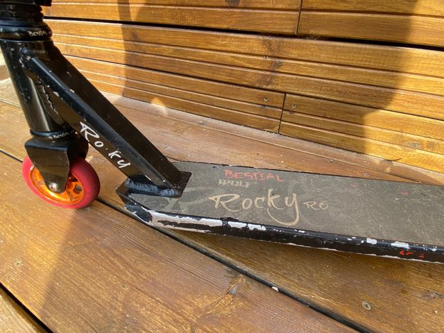 Scooter Freestyle Bestial Wolf Rocky R6